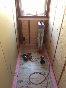 トイレ工事施工中②